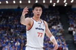 毫无存在感！张镇麟半场2中0未得分 仅拿到1助1帽
